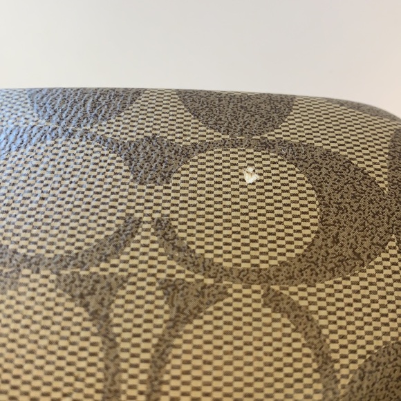 Coach logo brown & Tan faux leather medium hard shell clam case - Picture 4 of 10